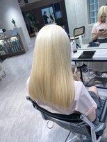 ハイプ(HYPE)&nbsp;【藤沢横浜】ホワイトブロンドヘア/抜きっぱなしブリーチ