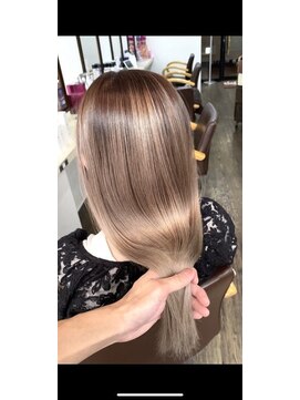 ユートピア(U topia) バレイヤージュ/ハイライト/秋