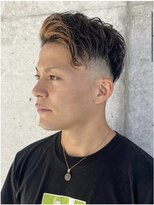 ロンド アンブル 四条烏丸(Lond ambre)&nbsp;【Lond ambre】萱原大幹　アップバング/眉毛/短髪/メンズカット