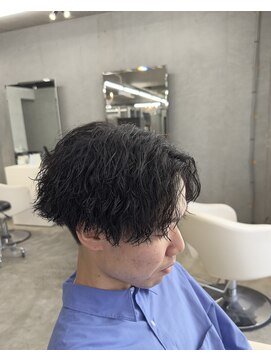 アレス バイ シカ 神戸三宮元町店(ALLES by Cica) センターパートツイストスパイラルパーマ