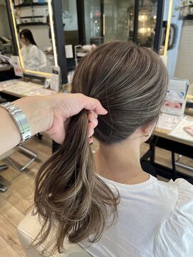 ジュイール 富士見ヶ丘(jouir) ダブルカラーショートボブインナーカラーハイライトケアブリーチ