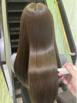 プラチナ(platinum)の写真/【福岡/久留米】髪のお悩みは人それぞれ。あなたに合わせたトリートメントで自分史上最高のツヤ感へ