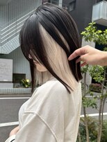 ヌエン 渋谷(NU/EN)&nbsp;春トレンドカラー大人インナーカラーのホワイトミルクティーボブ