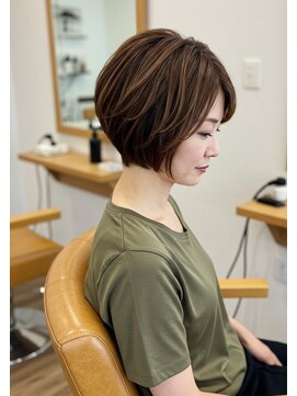 クロム(CHROM) 20代30代40代髪質改善白髪染めトリートメント入間