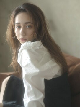 エミュ 表参道 青山(emu) 【emu井上信洋】セピアベージュアンニュイレイヤー【エミュ】