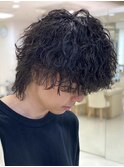 メンズパーマ波巻きツイストスパイラル刈り上げセンターパート