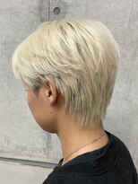 オーシャントーキョー ホワイト 原宿(OCEAN TOKYO WHITE)&nbsp;金髪ハイトーンブロンドシースルーセンターパート