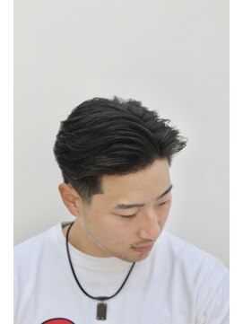 ダリーサード(DALIE third) かき上げラフカールテーパーフェード