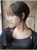 大人可愛い20代30代40代黒髪前下がりひし形小顔ボブ丸みショート