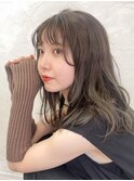 透明感たっぷりのolive beige