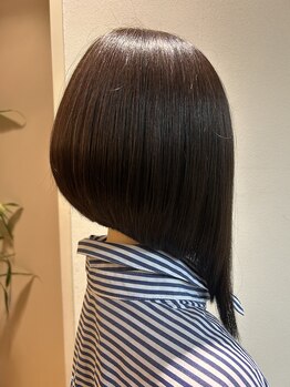 レプティ(REPTI)の写真/ぺたんこ髪をカットで解消！ドライカットで、乾かすだけで再現性高くお手入れ簡単なふんわり感のある髪へ♪