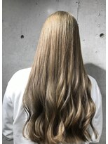 ガルボ ヘアー(garbo hair) #高知 #美容室 #黒染め #ブリーチ #ベージュ #10代 #20代