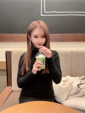 フツーロ 栄(FUTURO) nuts よつちゃん　ギャル