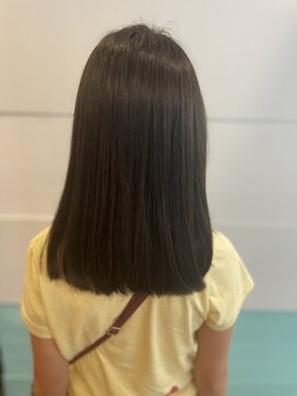 ヘアーアンドブック マルキーズ(hair&book marqise) 子供(小学生)/カット【安佐南区】