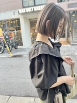 【Lomalia表参道】馴染むハイトーン/イメチェングレージュカラー