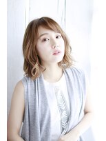 マーブルズ 横浜店(marbles)&nbsp;くすみベージュ/ライトベージュ/ゆる巻き[横浜]