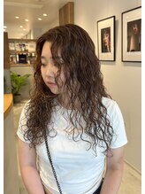 シアン 矢場町店(CYAN.) 外国人風なみなみくせ毛パーマ×ハイライトデザイン
