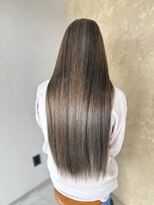 sign&nbsp;透明感ヘアカラー40代白髪ぼかしツヤ感ロング