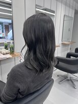 バルべス トーキョー(BARBES TOKYO)&nbsp;赤みを抑えた透明感あるグレージュカラー【清板】