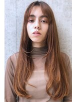 バロンフェム(baLon.fem)&nbsp;ツヤ感ありなまろやかミルクベージュと自然体な柔らかさ