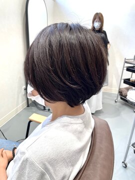 アッカ(ACCA by e.m.a) [ACCA] 有働/ナチュラル丸みショート