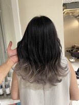 アライブ ハラジュク(ALIVE harajuku)&nbsp;ホワイトベージュグラデーションryota