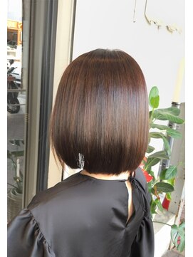 ルーツ(Roots) 地毛風カラー×ワンホンボブ/グレーベージュ/グレージュアッシュ