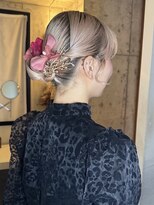 成人式ヘアセット 卒業式ヘアセット 二次会ヘア 花飾り
