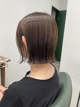 フー バイ セリナ(Fuu.by serina) 簡単セット◎ パツっと切りっぱなしボブ