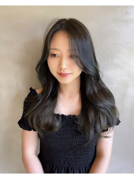 イキプラスディードットログ 大和八木駅前店(ikii+D.Log) ブリーチなしオリーブグレージュ　韓国　くびれヘア　レイヤー