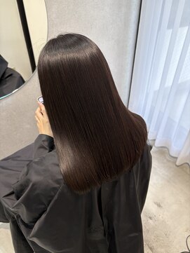 リュンヌ(Lune) ダークブラウン×艶髪