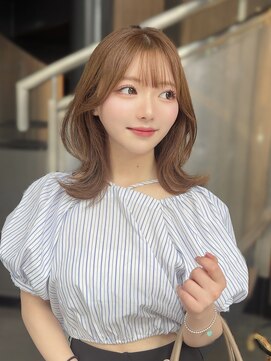 カルナ バイ エルモ(calna by ELMO) くびれヘア くすみベージュ 顔周りカット