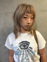 ナループロアボタン(Nalu pu loa BOTAN)&nbsp;海外レイヤーカット/バタフライカット/ベージュカラー