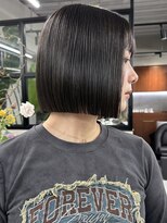 ニコトウキョウ 新宿(nico TOKYO) 20代30代切りっぱなしボブタッセルボブ顔周りレイヤーオリーブ