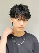 ヒトワ(hitowa)&nbsp;マッシュパーマ/波巻き/無造作パーマ/アッシュブラック/日吉