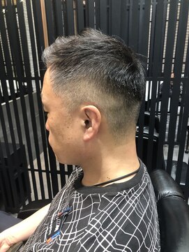 スカイ ビューレックス 丸の内店 無造作ショート