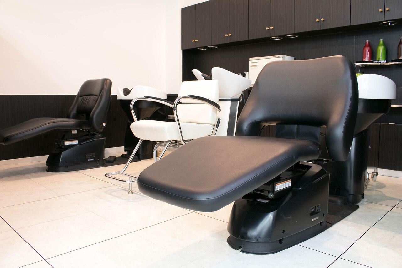 ハイブリッド サロン ピース(HYBRID SALON peace by Holistic Organic