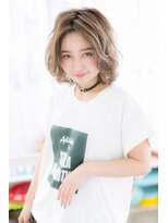 ミック 日暮里店(miq)&nbsp;外国人風抜け感ヘア☆ゴールドベージュかきあげボブb1