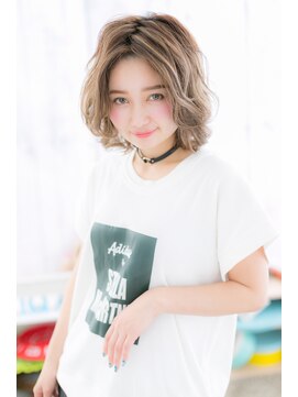 ミック 日暮里店(miq) 外国人風抜け感ヘア☆ゴールドベージュかきあげボブb1