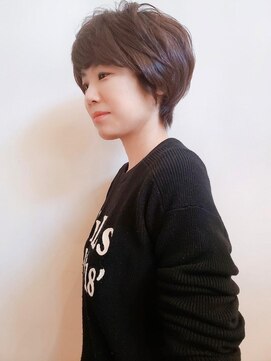 トップヘアー ガーデンヴィラ 安城(Garden Villa) 柔らかシルエットのショートスタイル/グレーベージュ