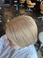 プレゼンスセタガヤ(PRESENCE SETAGAYA)&nbsp;ブロンドヘアー/ハイトーン/ケアブリ―チ/ミルクティーベージュ