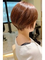 レウナ 外苑前(Reuna)&nbsp;【30代40代50代】シルエットが綺麗なショートスタイル