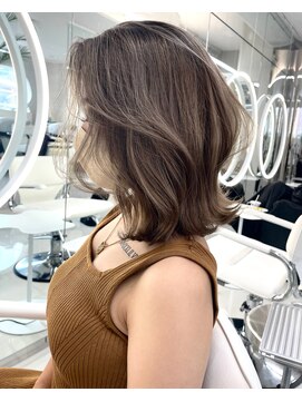 ガガ 心斎橋(GAGA) グレージュ