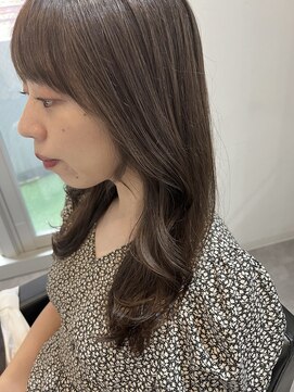 フルール(Fleur) 顔まわりカット 前髪カット 韓国レイヤーカット