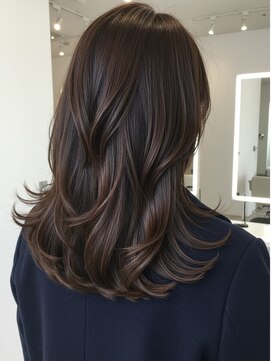 エル 新小岩(elu) 美髪/ワイドバング/レイヤーカット/くすみベージュ/新小岩駅