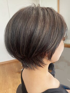 シダー コンサバリュクスくびれショート