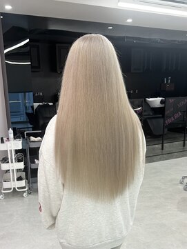 《Kaede》冬にぴったりホワイトベージュ♪