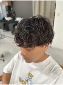 センターパート波巻きパーマニュアンスパーマ