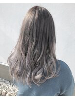 ブランシェ 小牧店(BRANCHE)&nbsp;☆ホワイトグレーグラデーション☆ ブランシェ小牧店具志