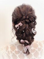 クロリ(Coloris) ラプンツェル風編み下ろしアレンジ!(ダウンスタイル)